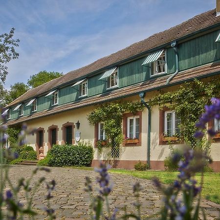 Der Linslerhof - Hotel, Restaurant, Events & Natur Überherrn Extérieur photo