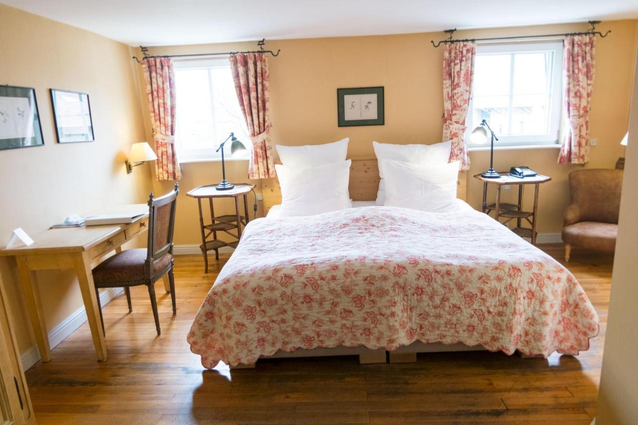 Der Linslerhof - Hotel, Restaurant, Events & Natur Überherrn Extérieur photo